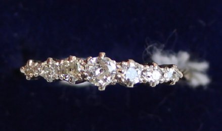 18ct Gold,5 Stone Diamond Ring